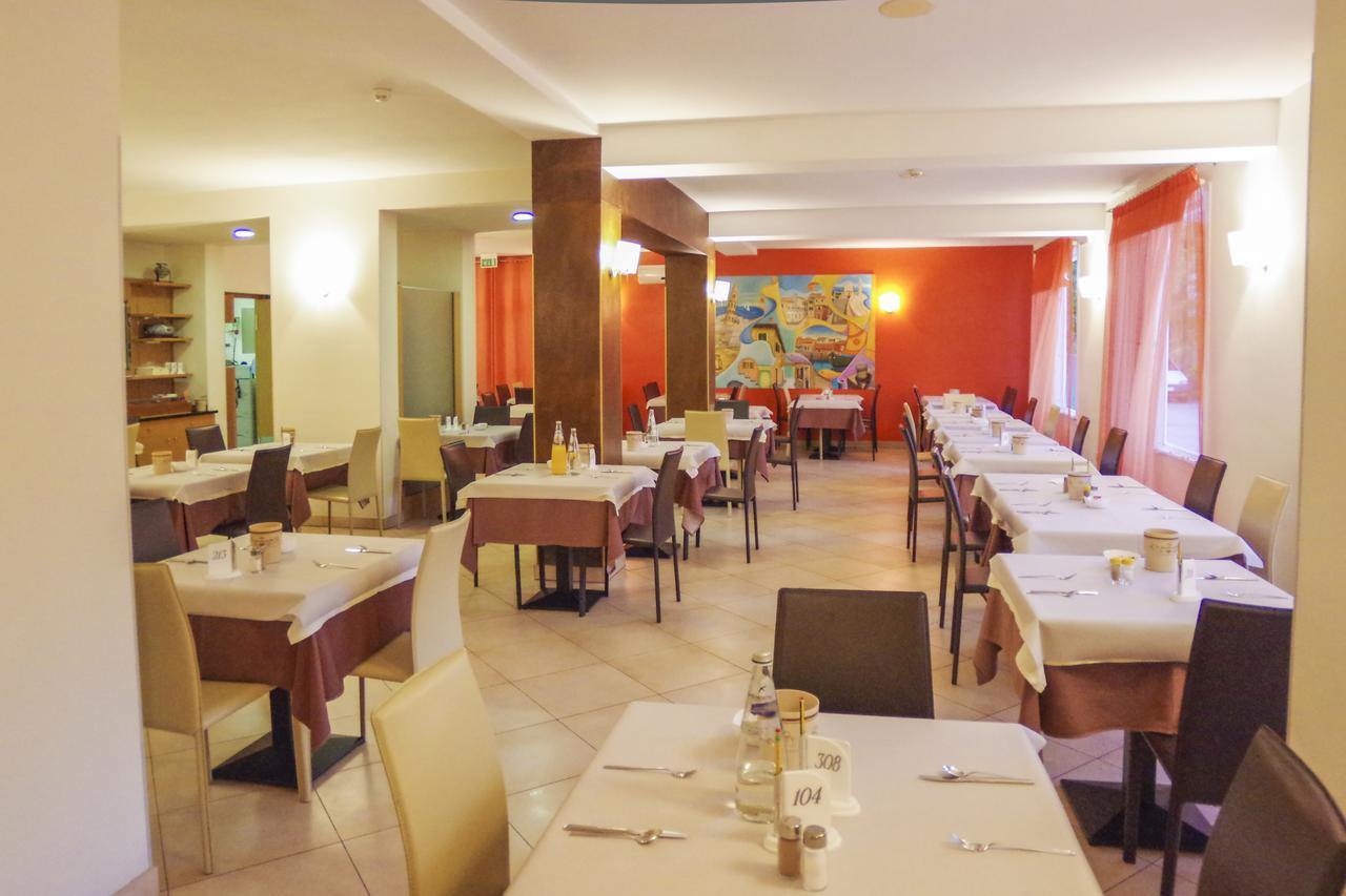 Hotel Nederland Caorle Exterior foto